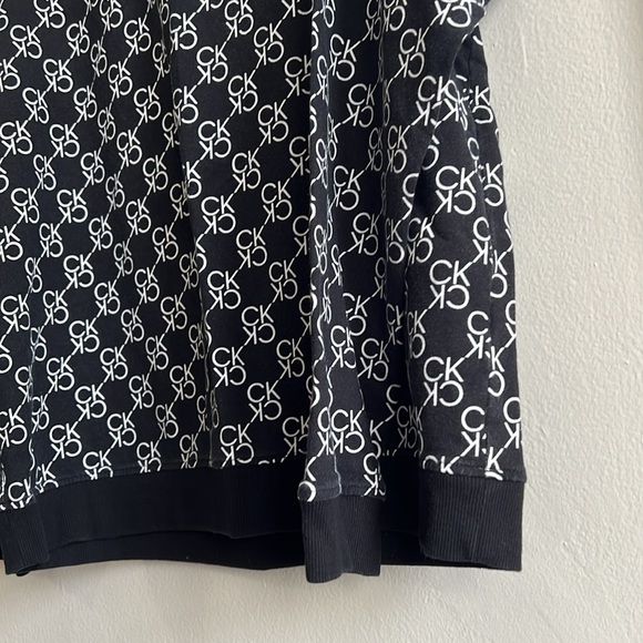 Calvin Klein Ribbed Trim Pullover Sweatshirt - Picture 5 of 5